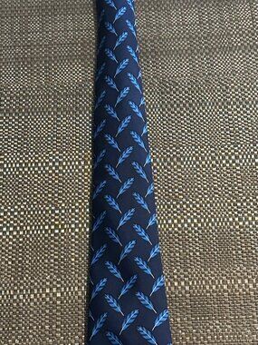 Hermes tie (leaf pattern)
